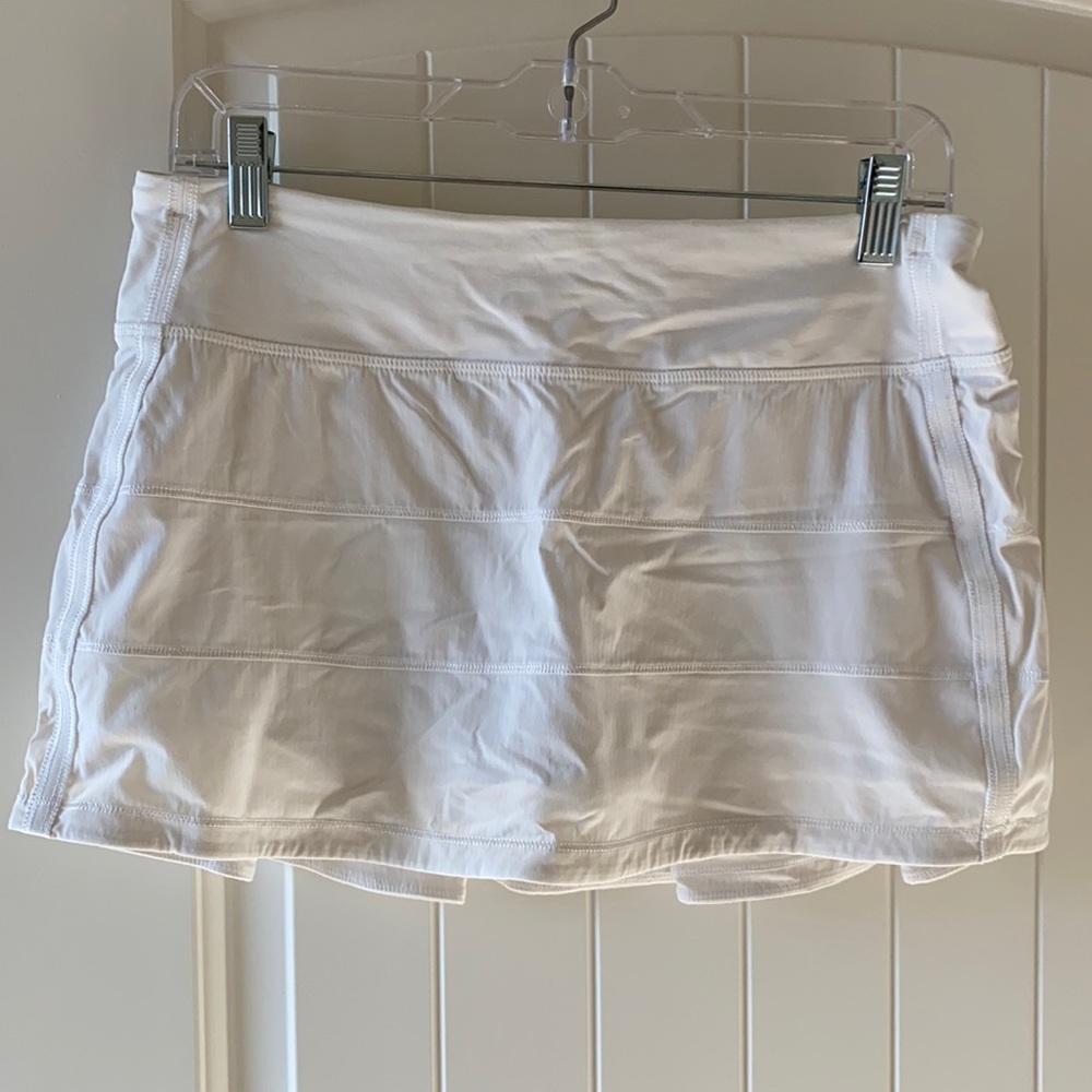 Lululemon pace rival skirt
